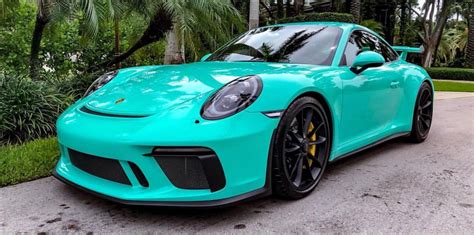 Mint Green Car Paint - CARXI