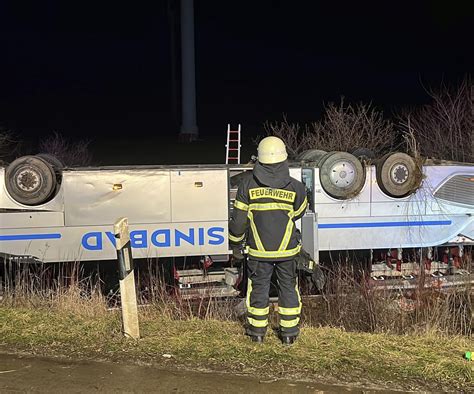 Wypadek Polskiego Autokaru W Niemczech S Wst Pne Ustalenia Policji