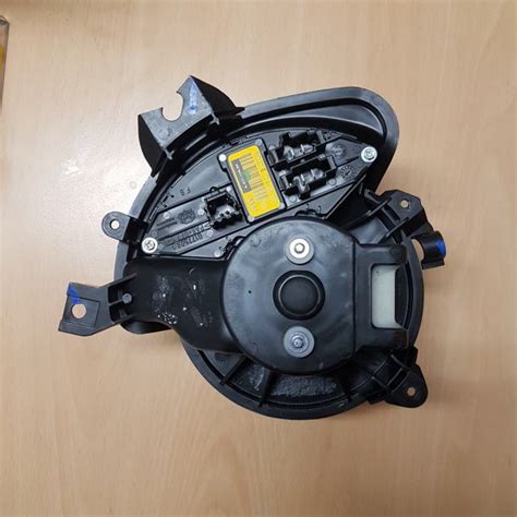 Opel Corsa D Ventilator Kabine Sa Otpornikom