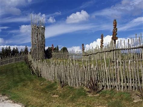 Reconstructed Maori village, Rotorua, North Island