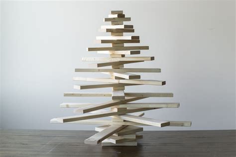 DIY Wooden Christmas Tree: How To Make A Wooden Christmas Tree | Dunn DIY