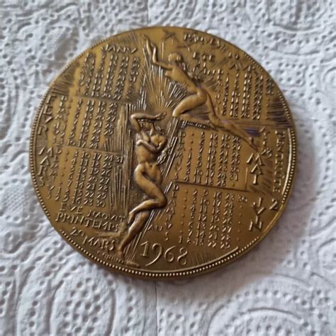 MÉDAILLE BRONZE MONNAIE de paris CALENDRIER 1968 EUR 20 00 PicClick FR