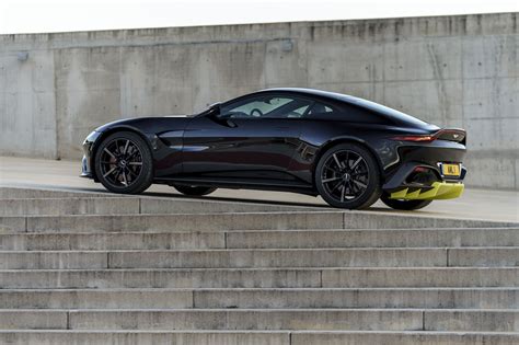 19 Aston Martin Vantage Onyx Black 05000 The Car Magazine