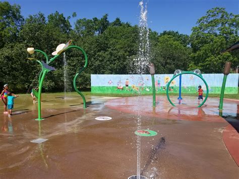 Splash Tastic Fun Our Favorite Local Splash Pads For The Kids South