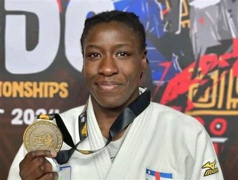 Centrafrique après sa médaille d argent au Caire Nadia Guimendego vise