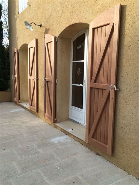 Volets A Cadre En Bois Exotique Fabriqu S En Nos Ateliers A Auriol