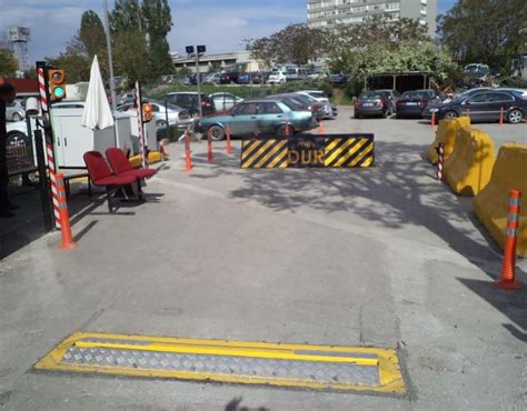 Çarpma Testli Road Blocker K12 PAS68 Madoors