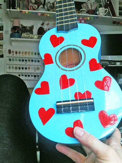 Now Thats Pretty Diy Decorate Your Ukulele Ukulele Ukulele