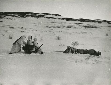 Фото "Связисты", 1941 - 1942, Мурманская обл., п-ов Рыбачий - История ...