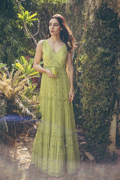 Glamorous Green Ethnic Dresses To Rock This Festive Season