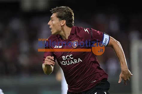 La Salernitana Saluta Il Suo Capitano Di Tacchio Ceduto Alla Ternana