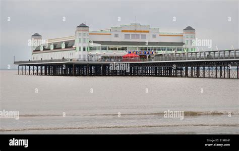 Grand Pier Weston Super Mare Somerset England Uk Stock Photo Alamy