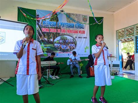 Pelepasan Dan Penyerahan Kembali Siswa Siswi Kelas Xii Tahun Pelajaran