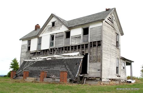 Rural Farmhouse Livingston County Kentucky Gardens To Gables