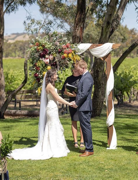 Woodstock Winery Wedding - Michelle & Ryan - SvenStudios