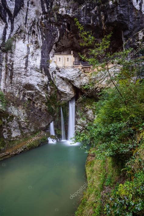 Holy Cave of Covadonga, Spain — Stock Photo © lcagiao #89138462