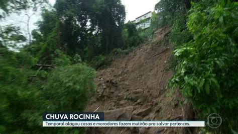 Moradores Da Rocinha Gravam Momento Em Que Terra Desliza E Soterra Casa