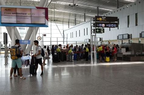 Los Aeropuertos Gallegos Baten El R Cord Hist Rico De Pasajeros En