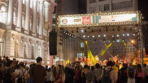 Festival De Curitiba Transforma Espa Os P Blicos E Espalha Arte