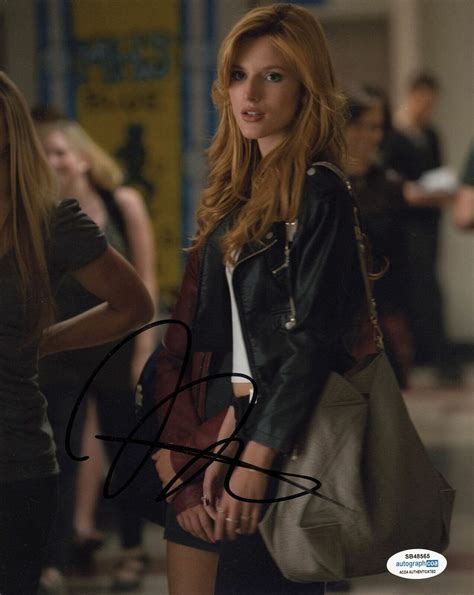 Bella Thorne Signed The Duff 8x10 Photo 2 Acoa Autographia