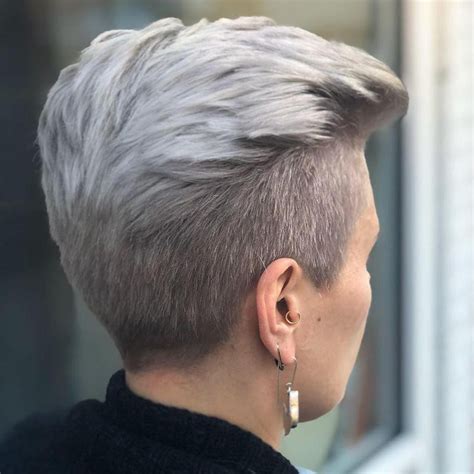 Gorgeous And Glamorous Short Hairstyles For Thick Hair Short Hair