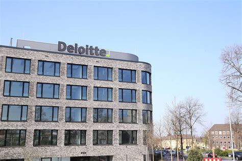 Deloitte Duesseldorf Fotos Imago