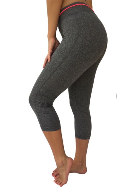 Prestige® Womens Heather Gray Moisture Wick Athletic Yoga Capri