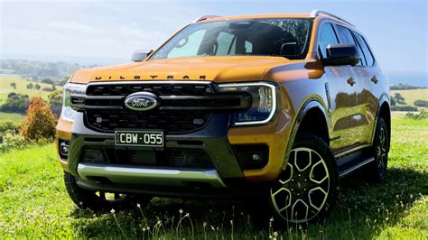 Ford Everest Review Dubai Mei Dorette