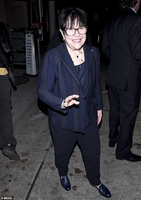 Kathy Bates 70 Looks Unrecognisable As She Steps Out After Revealing