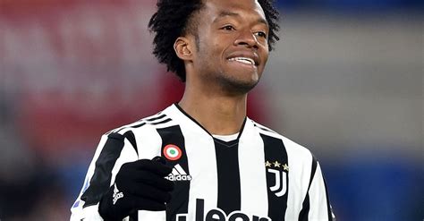 UFFICIALE La Juventus Saluta Cuadrado Otto Anni Di Dribbling