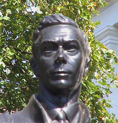 George Vi Statue London Remembers Aiming To Capture All Memorials In