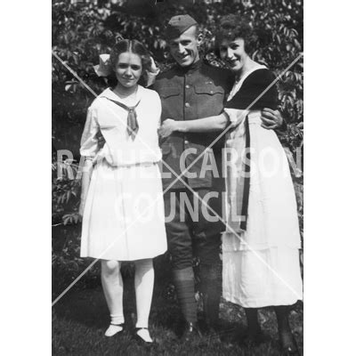 Rachel Carson with brother Robert and sister Marian photo (download ...