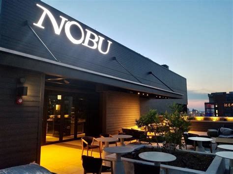 Nobu Chicago Hotel Rooftop Bar By Robert De Niro