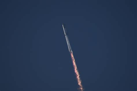 Worlds Biggest Rocket Spacexs Starship Lifts Off But Explodes