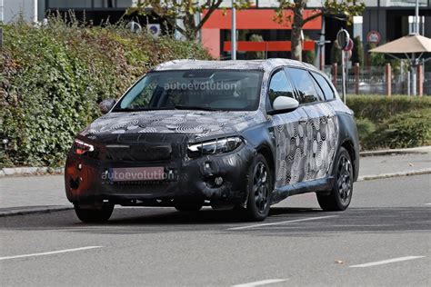 2023 Fiat Tipo Cross Station Wagon Spied For The First Time Autoevolution