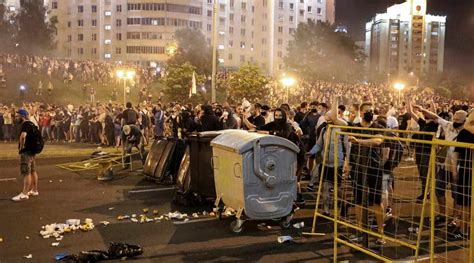 Protester dies in clashes after disputed Belarus vote | World News - The Indian Express