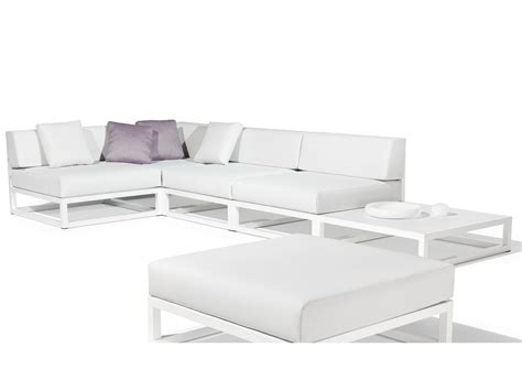 NUDE Corner sofa By Bivaq design Andrés Bluth