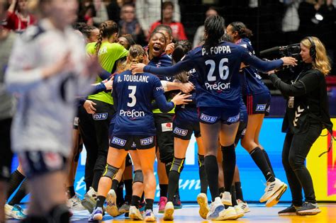 Mondial de handball les Bleues battent la Norvège et affronteront la