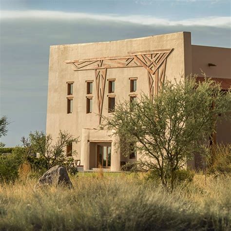 Arquitectura Pt Bodega Flechas De Los Andes