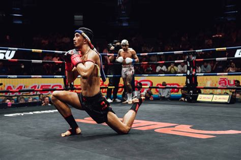 What Is An Authentic Wai Kru In Muay Thai Rajadamnern