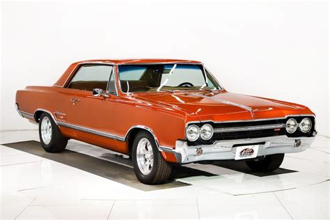 1965 Oldsmobile Cutlass Volo Museum