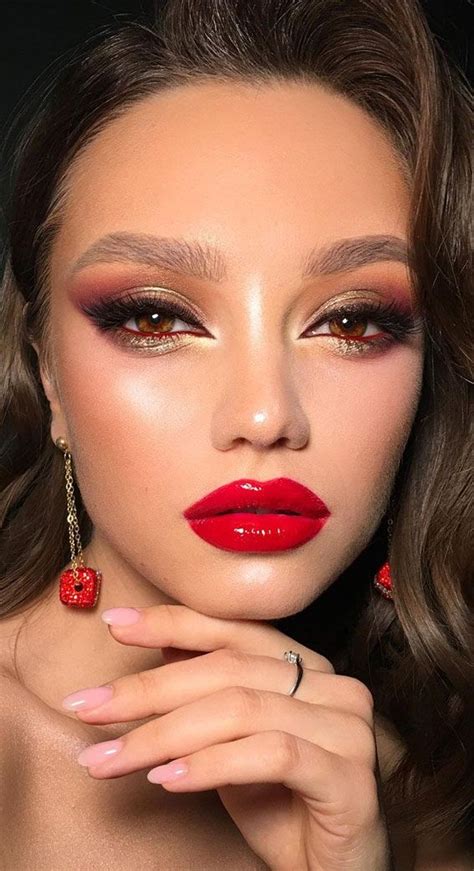 10 The Perfect Makeup With Red Lipstick Ideas Red Lipstick Makeup