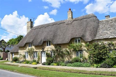 Cotswolds Villages Full Day Small Group Tour From Oxford