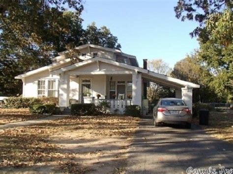 Bungalows For Sale Craftsman Bungalows Formal Dining Built Ins Old