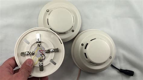 12 Volt Wired Interlink Smoke Detectors For No Alarm Systems Or Without Alarm System Youtube