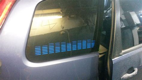 графический эквалайзер на стекло — Ford C-Max I, 2 л, 2005 года ...