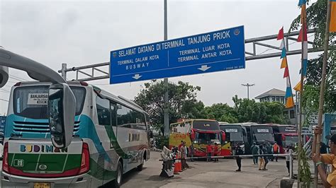 Arus Balik Lebaran Sebanyak Pemudik Tiba Di Terminal