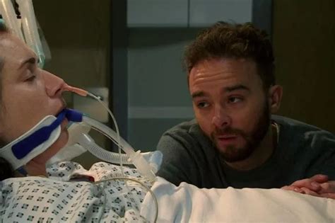 Coronation Street's Shona Ramsey makes chilling Clayton comment after ...