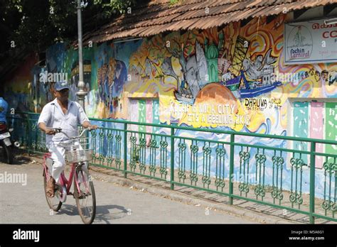 Street art in Fort Kochi, Kerala Stock Photo - Alamy