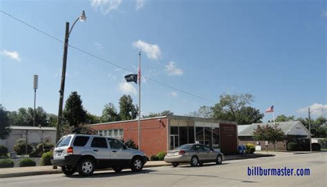 Looking at the Kinmundy Post Office. (September, 2011)